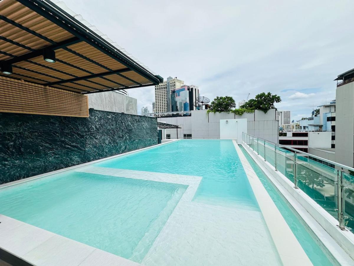 6th Avenue Sukhumvit Bkk 301 Bts Asoke Nana Mrt * Bangkok
