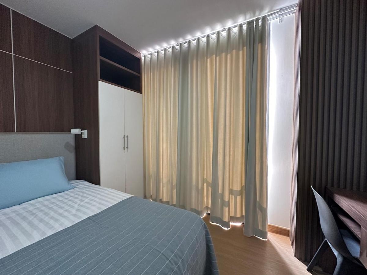 6th Avenue Sukhumvit Bkk 301 Bts Asoke Nana Mrt *